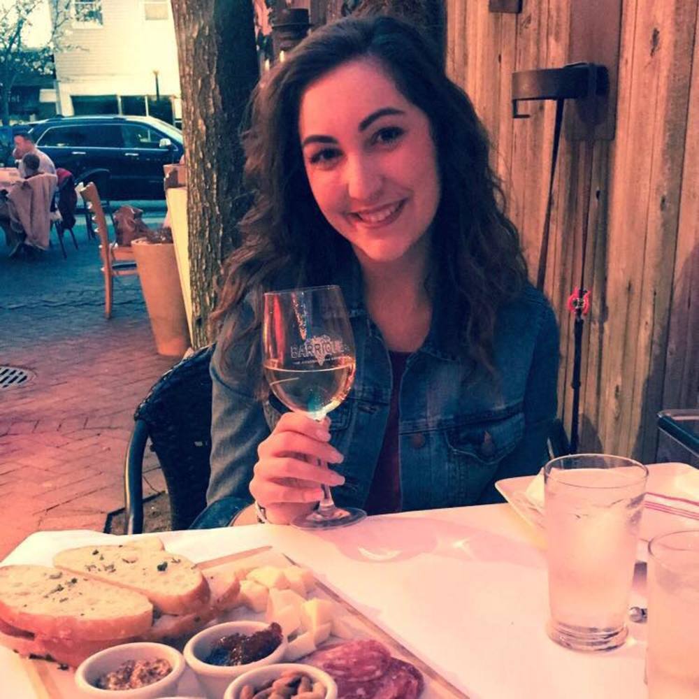 Meet your Posher, Danielle